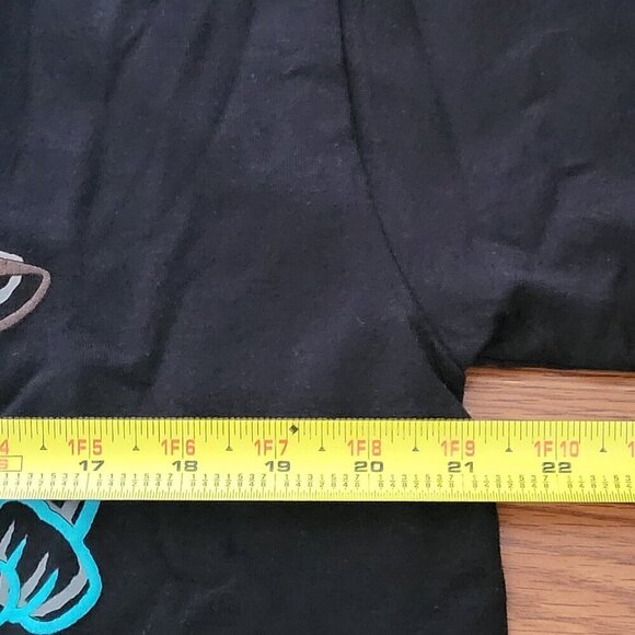 PHINEAS & FERB tee Perry the Platypus Disney Store SZ M cartoon Secret Agent P - Picture 8 of 10